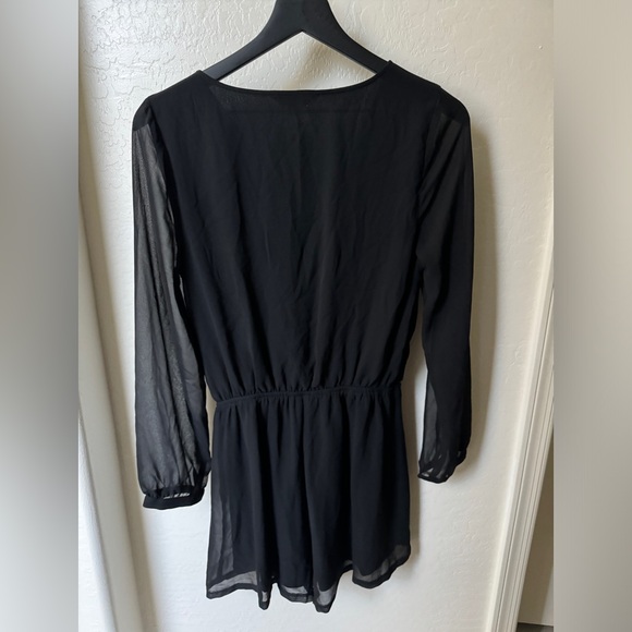 Express Black Long Sleeve Romper - Picture 2 of 5